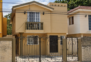 Foto de inmueble en León 314, Hidalgo Poniente, 89580 Cd Madero, Tamps. #s/n, Col. Benito Juárez C.P. 89580, Ciudad Madero