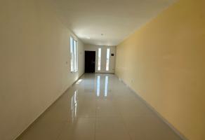 Foto de inmueble en C. Villa Arriaga 329, Fraccionamiento El Prado, 58880 Tarímbaro, Mich. #329, Col. Campestre C.P. 58880, Tarímbaro