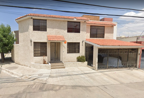 Foto de inmueble en Avenida Cordillera Arakan, Col. Lomas 3a Secc C.P. 78216, San Luis Potosí