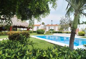 Foto de inmueble en Calle Prol. Brisas de Salahua. 57, Col. Nuevo, VILLAS CORAL, Salagua, 28869 Manzanillo, Col. #57, Col. Villas Marbella C.P. 28869, Manzanillo