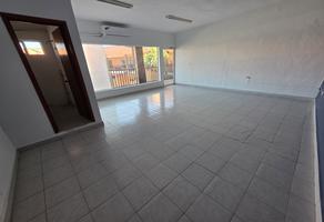 Foto de inmueble en calle 31, Col. Petrolera C.P. 24179, Carmen