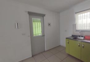 Foto de inmueble en Prol. Manuel López Cotilla, Tlaquepaque, 45598 San Pedro Tlaquepaque, Jal. #604Int. 62, Col. Pedregal del Bosque C.P. 45610, San Pedro Tlaquepaque