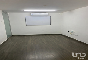Foto de inmueble en 33 #252, Col. Buenavista C.P. 97127, Mérida