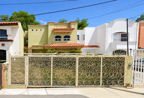 Foto de inmueble en Soledad Ibarra Pastrana 8, Santa Rita, 98610 Guadalupe, Zac. #s/n, Col. Jardines de Bernardez C.P. 98610, Guadalupe