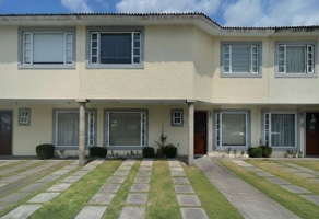 Foto de inmueble en Calle Josefa Ortiz de Domínguez 401, Coaxustenco, 52140 Metepec, Méx., Col. La Herradura III C.P. 52140, Metepec