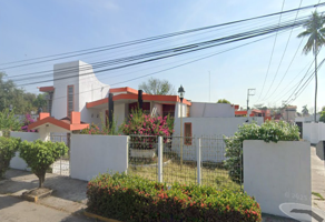 Foto de inmueble en Blvd. Adolfo López Mateos 3378, Las Rosas, 86360 Comalcalco, Tab. #3378, Col. Las Rosas C.P. 86360, Comalcalco