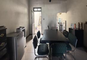 Foto de inmueble en Av. Benito Juárez, Barrio de Saltillo, San Pedro, Coah. #71, Col. San Pedro Centro C.P. 27800, San Pedro