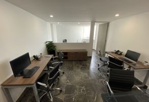 Foto de inmueble en Av. Primero de Mayo #15, Col. San Andrés Atoto C.P. 53500, Naucalpan de Juárez