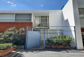 Foto de inmueble en av la paz, Col. Arcos C.P. 44130, Guadalajara
