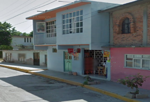 Foto de inmueble en Avenida Mazatlan 10 #10, Col. 18 de Marzo C.P. 42970, Atitalaquia