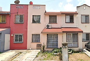 Foto de inmueble en C. Yaxchilán, Las Bajadas, 91777 Veracruz, Ver. #223Int. LT 3 MZ 25, Col. Emiliano Zapata C.P. 91777, Veracruz