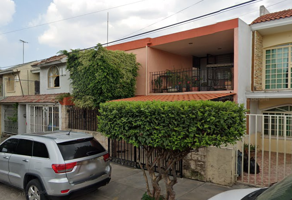 Foto de inmueble en Calle Urbano San Roman, Col. El Dean C.P. 44440, Guadalajara