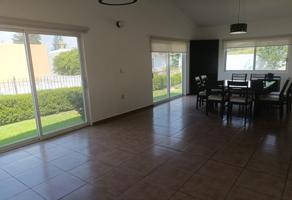 Foto de inmueble en P.º Misión de Jalpan 14, Colinas del Bosque, Filosofal, 76900 El Pueblito, Qro. #14, Col. Colinas del Bosque 1a Sección C.P. 76904, Corregidora