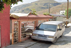 Foto de inmueble en 3 de Abril, Col. Praderas de San Mateo C.P. 53228, Naucalpan de Juárez