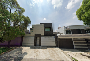 Foto de inmueble en Circuito Ingenieros, 53100 Naucalpan de Juárez, Méx. *vl*, Col. Ciudad Satélite C.P. 53100, Naucalpan de Juárez