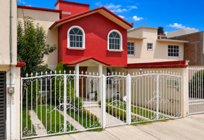 Foto de inmueble en Av del Roble 186, Villas del Álamo, 42184 Pachuca, Hgo. #186, Col. Paseo de las Reynas V C.P. 42184, Mineral de la Reforma