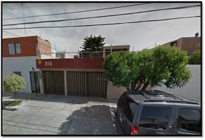 Foto de inmueble en Julio Betancourt  #315, Col. Jardín C.P. 78270, San Luis Potosí