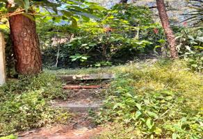 Foto de inmueble en Cuahquiahuac 33, Los Ocotes, 62527 Tepoztlán, Mor., Col. Huachinantilla C.P. 62527, Tepoztlán
