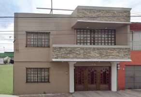 Foto de inmueble en Rosa Carmesí 180, Molino de Rosas, Álvaro Obregón, 01470 Ciudad de México, CDMX #180, Col. Molino de Rosas C.P. 01470, Álvaro Obregón