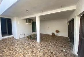 Foto de inmueble en Avenida de los Insurgentes #s/n, Col. El Tesoro C.P. 96536, Coatzacoalcos
