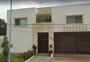 Foto de inmueble en HERRADURA #403, Col. El Charro C.P. 89364, Tampico