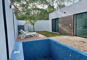 Foto de inmueble en Playa del Carmen, Q.R., Col. La Guadalupana C.P. 77724, Solidaridad