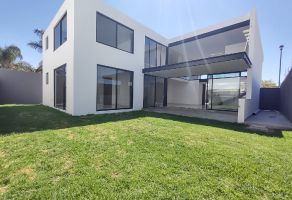 Foto de inmueble en  Hacienda Santa Fe en RENTA, Col. Hacienda Santa Fe C.P. 37299, León