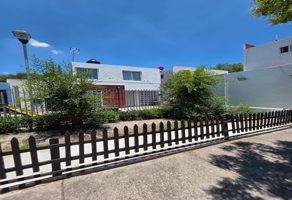 Foto de inmueble en Rio Tigris, 55637 Conjunto Urbano La Noria, Méx. #171, Col. La Noria C.P. 52170, Metepec