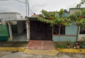 Foto de inmueble en Quetzáles 503, Las Arboledas, 96346 Fraccionamiento las Arboledas, Ver. #503, Col. Las Arboledas C.P. 96346, Cosoleacaque