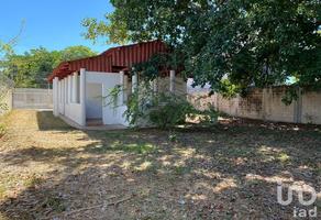 Foto de inmueble en 48 ENTRE AVENIDA PAEZ URQUIDI Y CALLE 45 #213, Col. Tecolutla C.P. 24178, Carmen