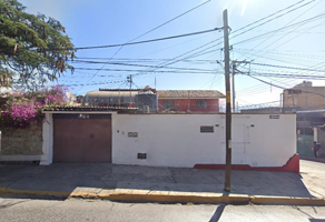 Foto de inmueble en C. de Manuel Sabino Crespo 802A, RUTA INDEPENDENCIA, Centro, 68070 Oaxaca de Juárez, Oax. #802A, Col. Luis Jiménez Figueroa C.P. 68070, Oaxaca de Juárez