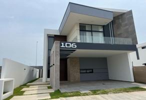 Foto de inmueble en P.º Paraíso, 82103 Mazatlán, Sin. #s/n, Col. Marina Mazatlán C.P. 82103, Mazatlán