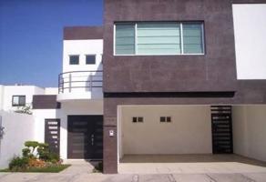 Foto de inmueble en Avenida Cervera del Río, Col. Villas la Rioja C.P. 64984, Monterrey
