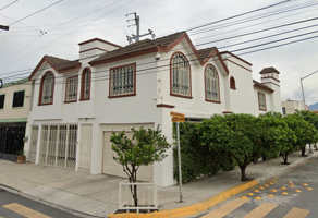 Foto de inmueble en Avenida Calzada Union 1300 #1300, Col. Hacienda los Morales C.P. 66495, San Nicolás de los Garza