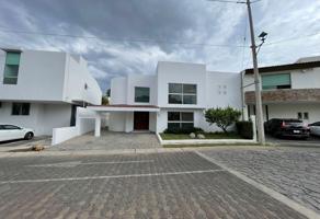 Foto de inmueble en Av Santa Margarita, Col. Chapalita Inn C.P. 45010, Zapopan