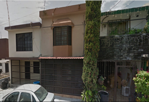 Foto de inmueble en Calle Félix González Salinas, Col. Ancón del Huajuco C.P. 64820, Monterrey