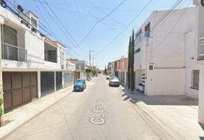 Foto de inmueble en C. Crotos, Dalias del Llano, 78399 San Luis Potosí, S.L.P. #00Int. 00, Col. Dalias del Llano C.P. 78377, San Luis Potosí