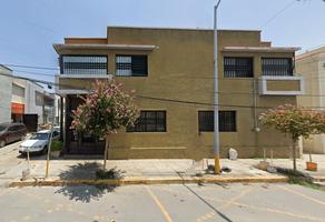 Foto de inmueble en 5 de Mayo, Col. Maria Luisa C.P. 64040, Monterrey