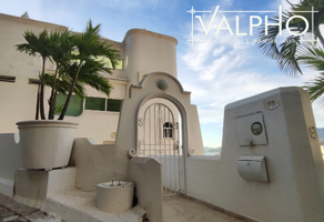 Foto de inmueble en De Los Riscos #23, Col. Península de Santiago C.P. 28867, Manzanillo