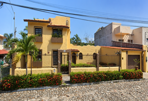 Foto de inmueble en P.º Chahue 19, Arrecife, 70987 Crucecita, Oax. #s/n, Col. Sector H Tres C.P. 70987, Santa María Huatulco