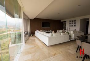 Foto de inmueble en PRIVADA DE CUMBRES, Col. Bosque Real C.P. 52774, Huixquilucan
