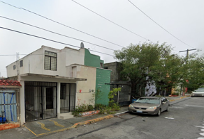 Foto de inmueble en ZACATECAS #s/n, Col. Los Muros C.P. 88747, Reynosa