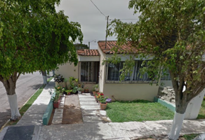 Foto de inmueble en Santa Ana, Santa Cecilia, 49013 Cdad. Guzmán, Jal. #s/n, Col. Pintores C.P. 49013, Zapotlán el Grande