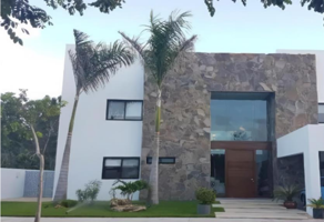 Foto de inmueble en Av. Las Antillas, Lagos del Sol, 77567 Cancún, Q.R. #s/n, Col. Central de Abastos C.P. 77567, Benito Juárez