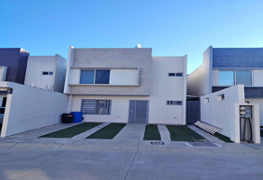 Foto de inmueble en Blvd. el Rosario #211, Portico de San Antonio, 22663 Tijuana, B.C. ##211, Col. Valparaíso Residencial C.P. 22663, Tijuana