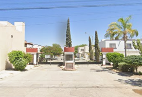 Foto de inmueble en Cto Juan de la Barrera, Sin Nombre de Col 9, 27054 Torreón, Coah., Col. El Pedregal C.P. 27054, Torreón