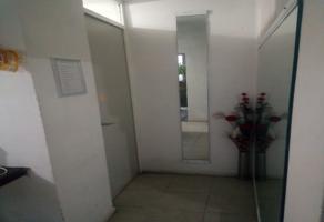 Foto de inmueble en Calle Santiago Loma 152 #152, Col. Villas de Santiago C.P. 76148, Querétaro