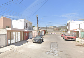 Foto de inmueble en Siempreviva 61, Jacarandas, 63173 Tepic, Nay. #61, Col. Villas del Parque C.P. 63173, Tepic