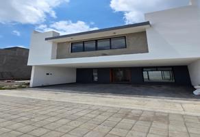 Foto de inmueble en Priv. San Jacinto, Santiago Momoxpan, Cipreses de Santiag, 72776 San Pedro Cholula, Pue., Col. Villas del Atlaco C.P. 72776, San Pedro Cholula