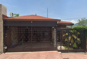 Foto de inmueble en Calle Paseo de los Cipreses 3713 #3713, Col. Del Paseo Residencial C.P. 64920, Monterrey